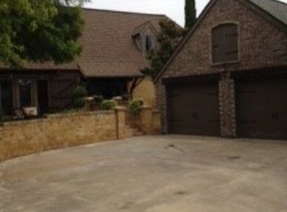 9 Meadow Vw, Victoria, TX 77904