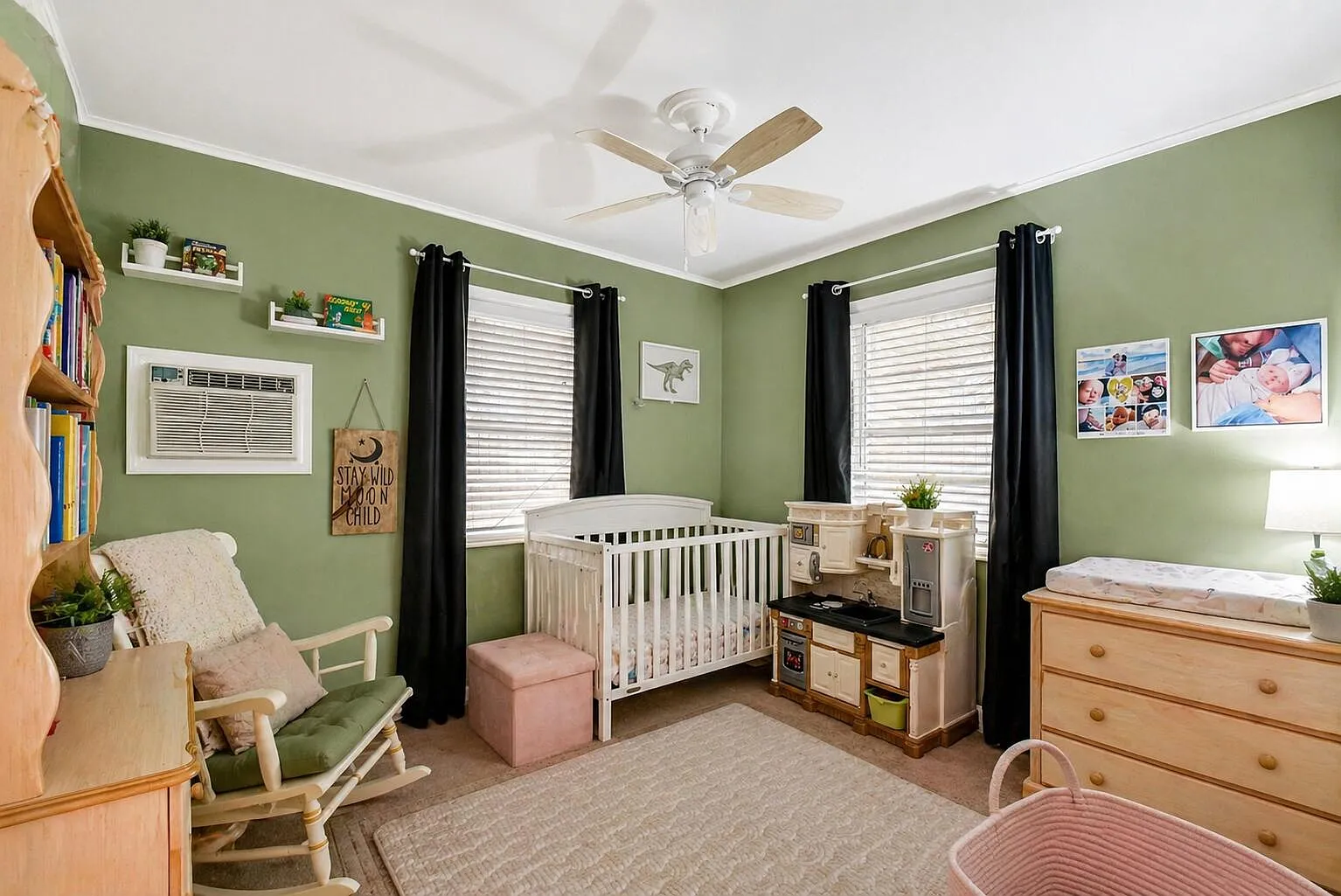 2 bed, 1.0 bath, 720 sqft, $2,200 — Photo 3