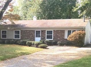 5247 Burgess Dr, Sylvania, OH 43560