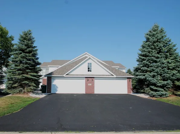 10226 Monarch Rd Unit 2, Roscoe, IL 61073
