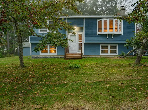 4 Willow Avenue, Old Orchard Beach, ME 04064