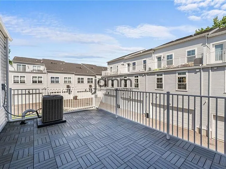 12203 Ashbury Ave — Photo 17