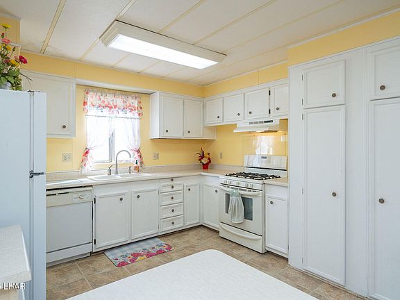 4th image of 2700 Honeybear Dr