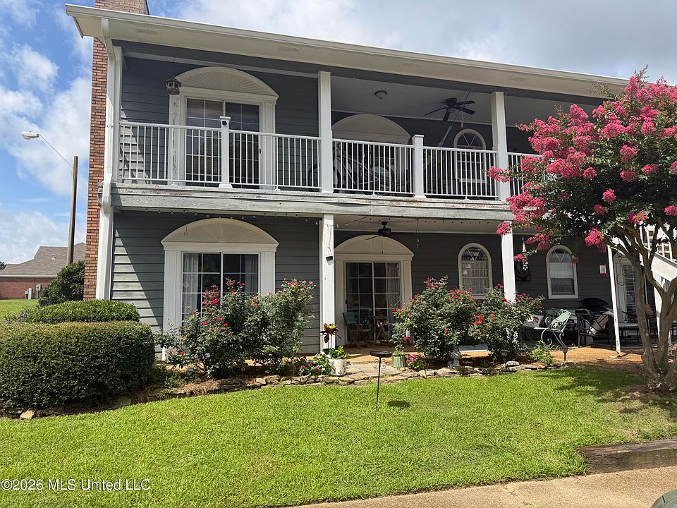 1st image of 43 Lake Barnett Dr