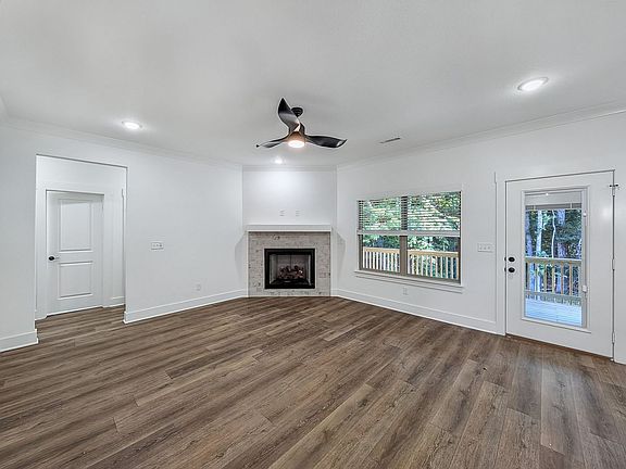 2nd image of 18 Greenodd Dr