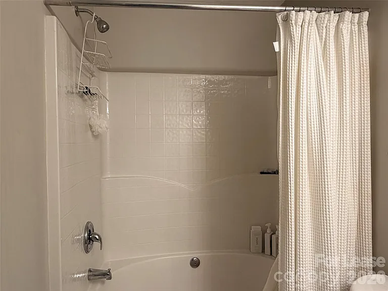 6626 Rothchild Dr — Photo 14