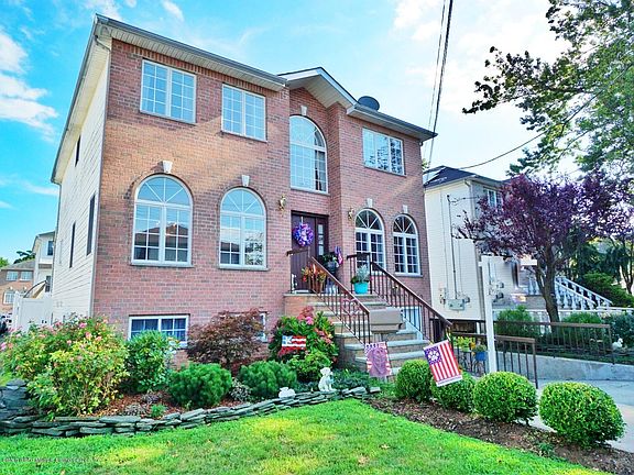 2nd image of 24 Keppel Ave