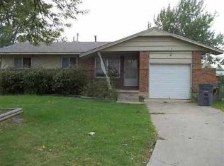 410 NW 56th St, Lawton, OK 73505