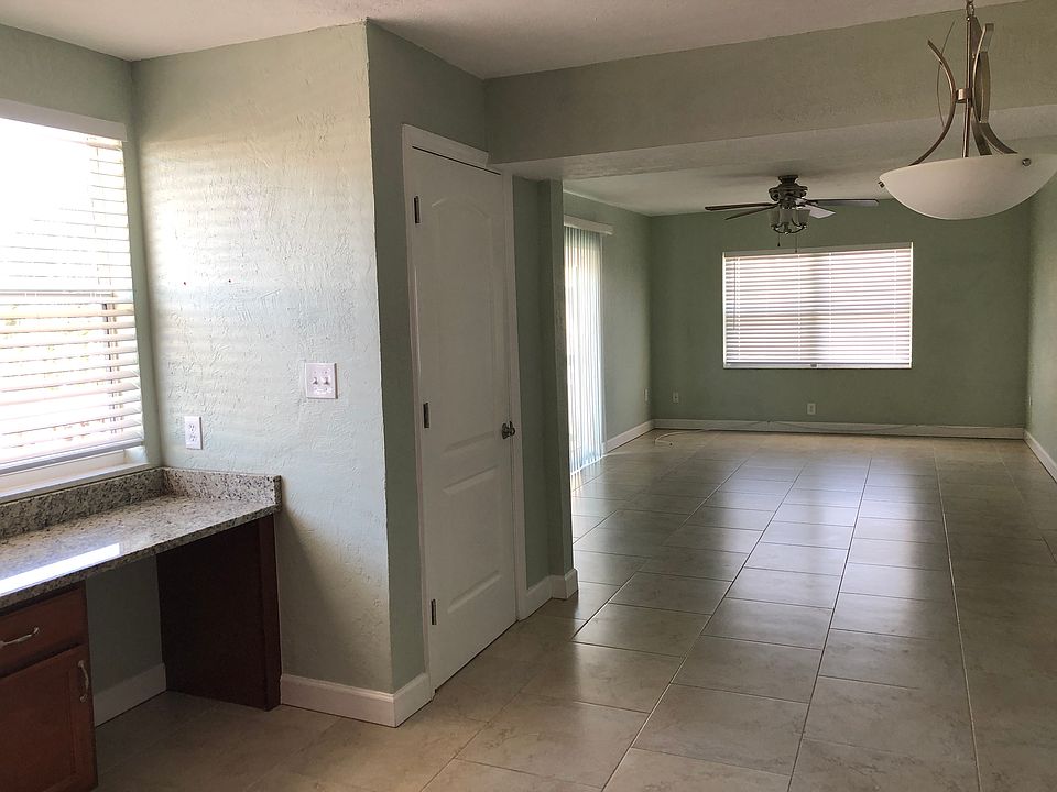 Open Living & Dining Floor Plan