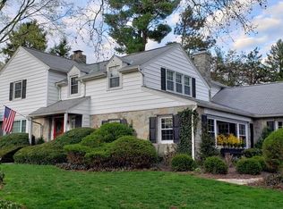 1009 Barberry Rd, Reading, PA 19611