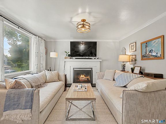 3rd image of 49 Baxter Drive