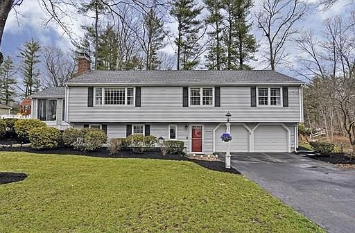 1st image of 17 Laurel Dr