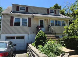 5 Laura Pl, Spring Valley, NY 10977