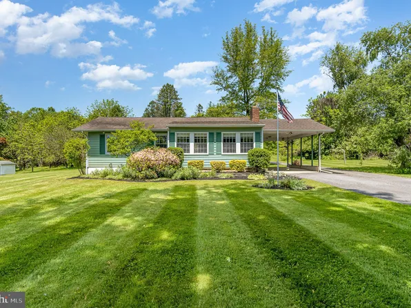 51 Affection Rd, Dauphin, PA 17018