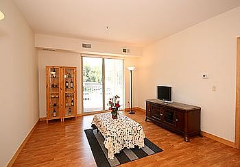 5th image of 2900 University Ave SE APT 204