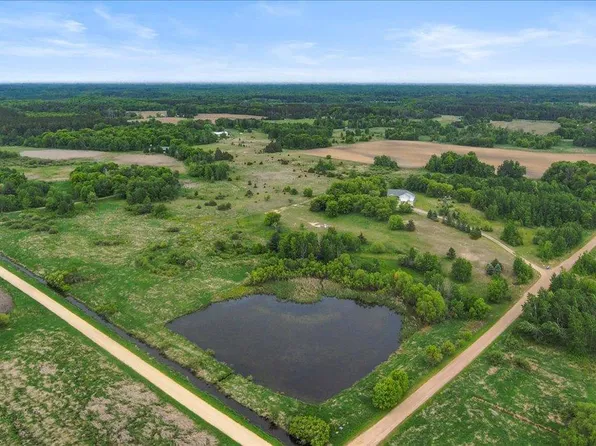 25809 Virgo St NE, Stacy, MN 55079