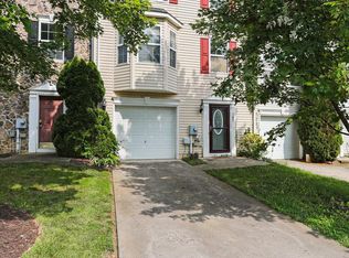 132 Raphael Ct, Martinsburg, WV 25403