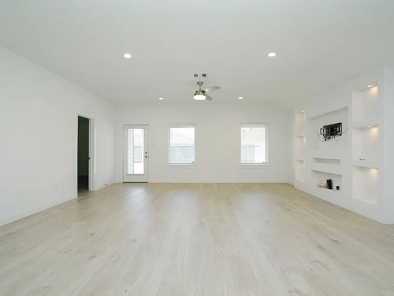 31707 Melkridge Rd — Photo 16