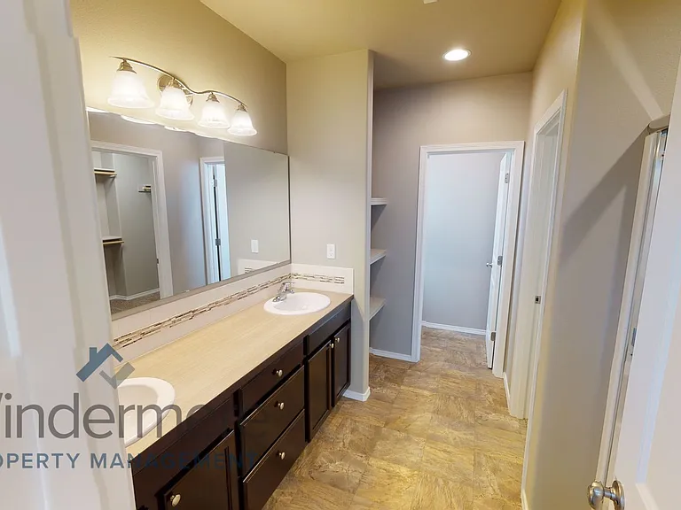 1309 SW Virginia St — Photo 13