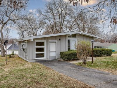 6006 N Howard Ave, Gladstone, MO, 64118