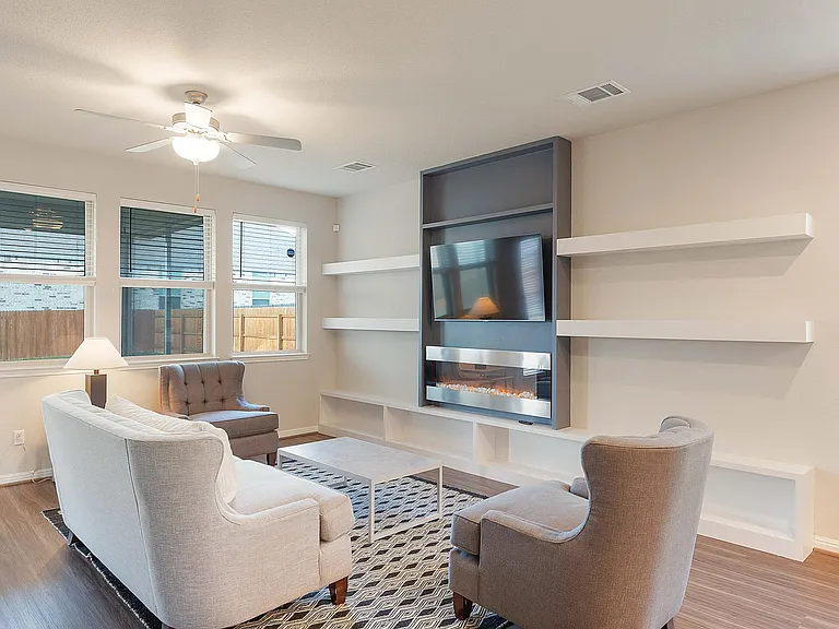 5547 Bellissima Way — Photo 4