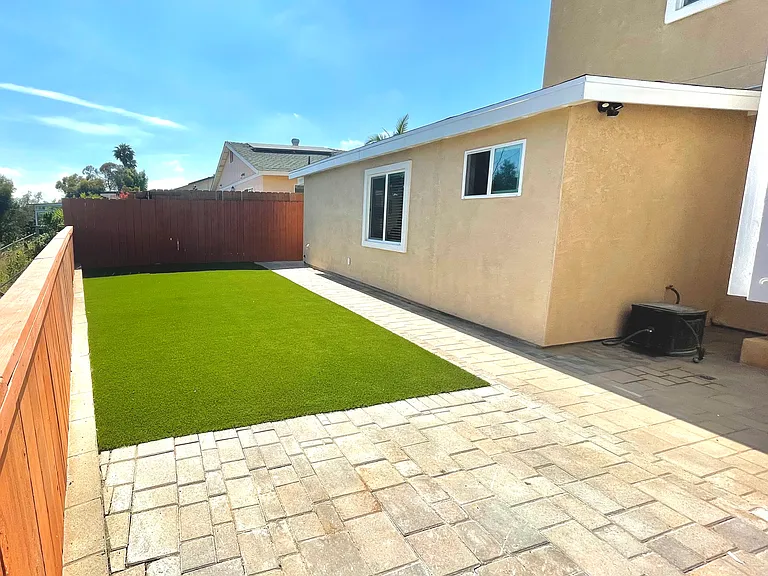 Turfed lawn and pavers