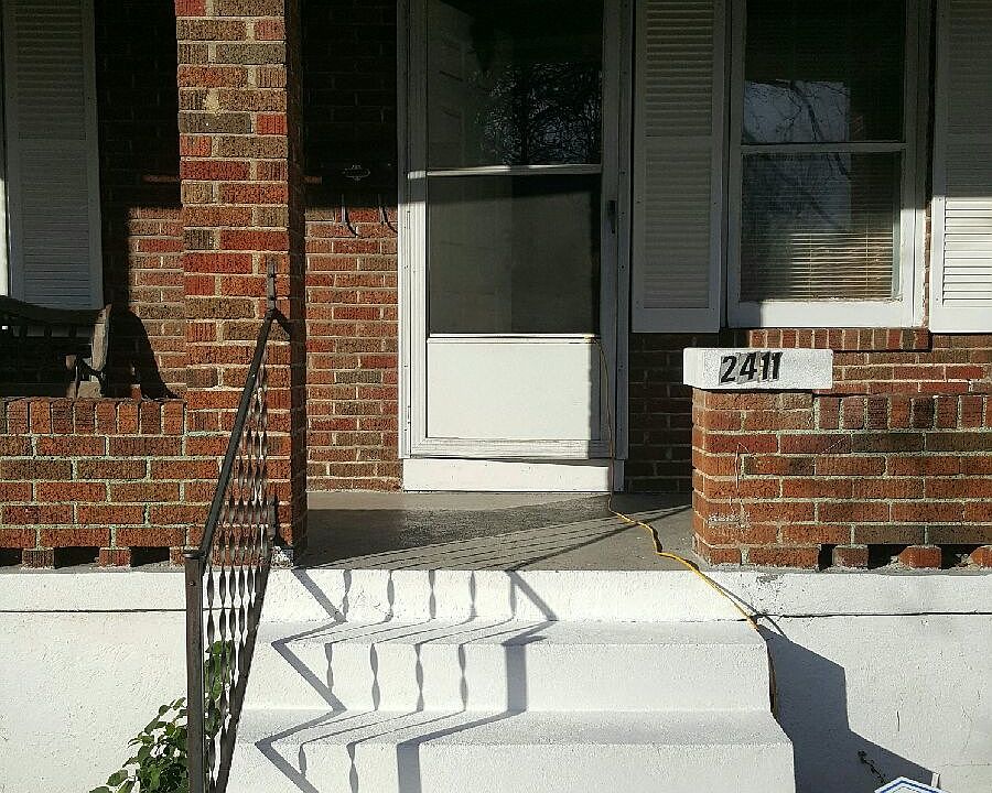 2nd image of 2411 Brown Rd