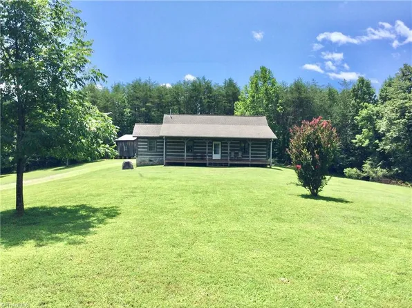 1184 Bill Simmons Rd, Westfield, NC 27053