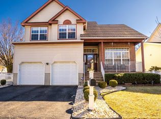 43 Springfield Rd, North Brunswick, NJ 08902