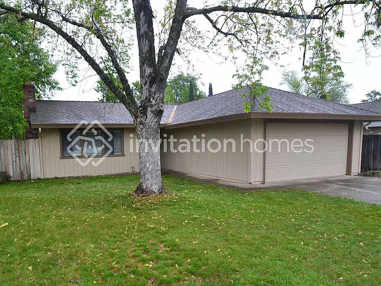 9133 Suzette Ct — Photo 1