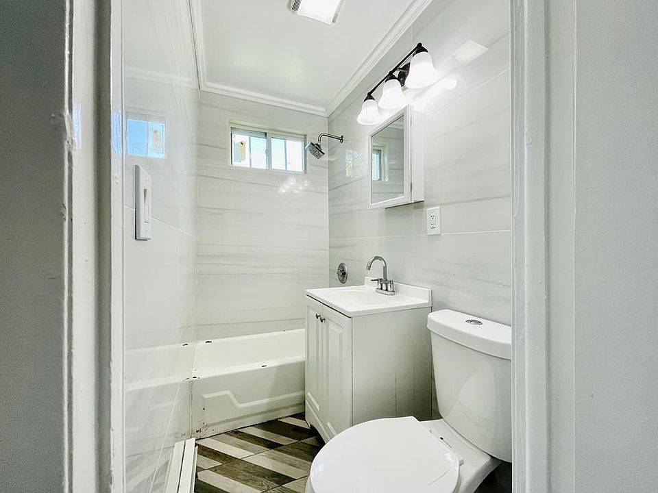 2nd image of 68 Bevan St #2AB