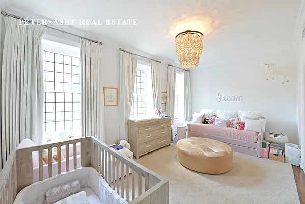 Rented by Peter Ashe | media 11