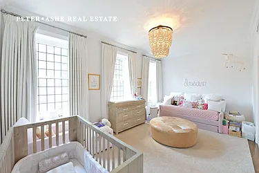 Rented by Peter Ashe