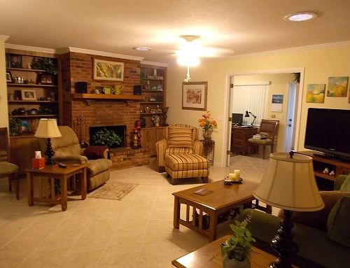 2nd image of 529 Lake Carolyn Cir
