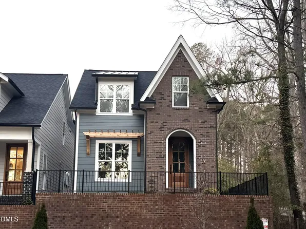 722 Powell Dr, Raleigh, NC 27606