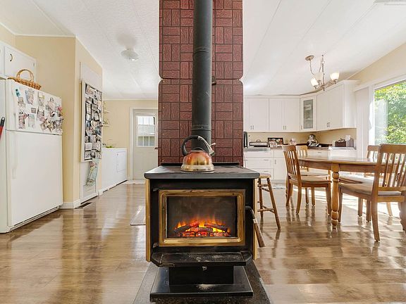 4th image of 16529 Creekside Dr