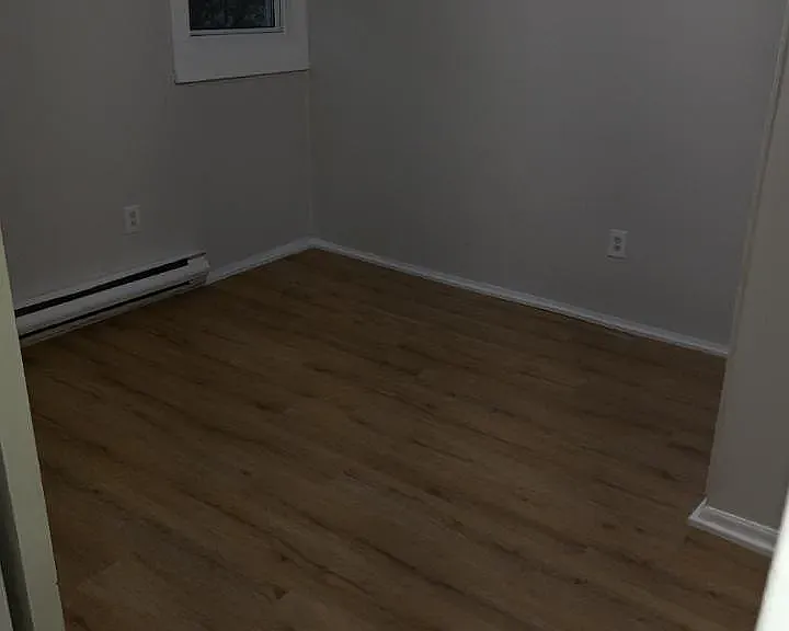 501 Lakehurst Rd #4 — Photo 1