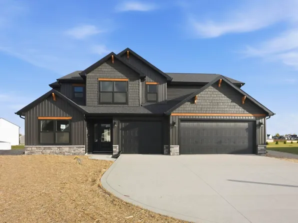 13209 Arusha Ct, Fort Wayne, IN 46818