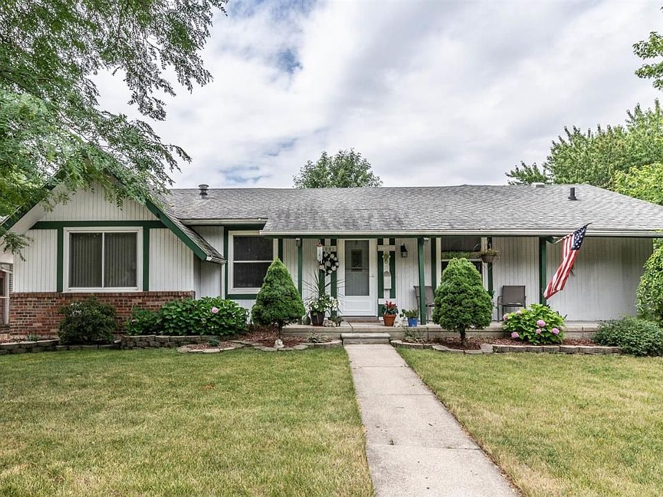 1st image of 6921 Montfort Dr