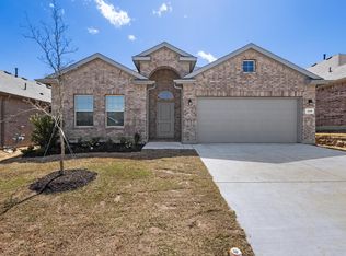 225 Roundstone Rd, Haslet, TX 76052