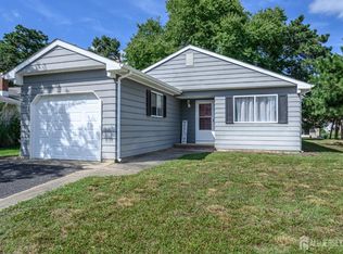 50 Rodhos St, Toms River, NJ 08757