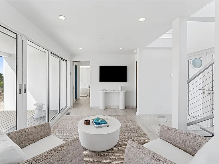 413B Dune Rd — Photo 18