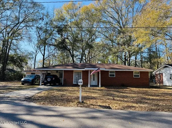 216 S Green Ave, Picayune, MS 39466