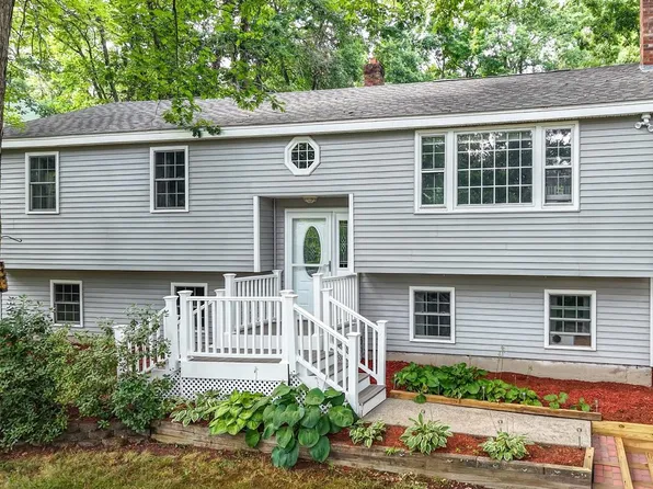 12 Ash Street, Londonderry, NH 03053