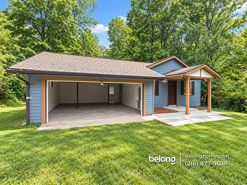 7637 Birchmont Dr