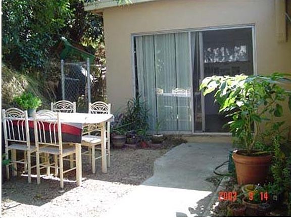 5th image of 1030 Loma Verde St