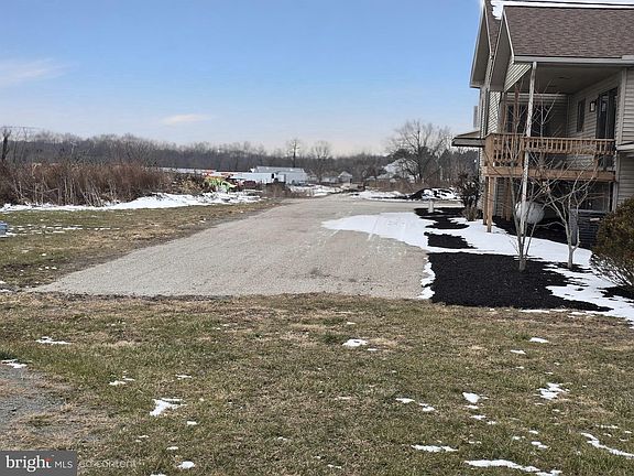 4th image of 6859 Wertzville Rd