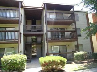 138 Wells Ct, Hampton, VA 23666