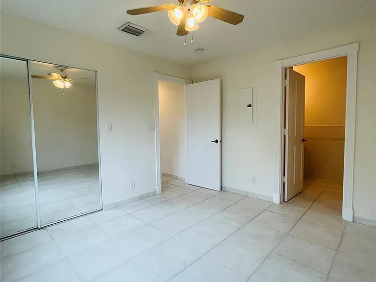 2605 Bay Dr — Photo 20