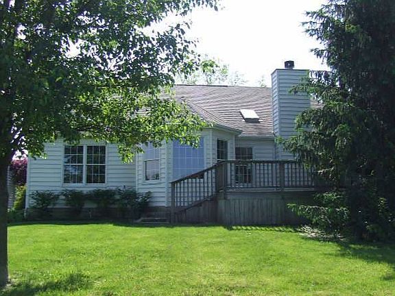 2nd image of 7422 Fairfield Lakes Dr